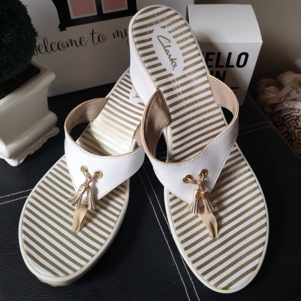 Clark's Women's Slip-on Shoes Wedge Heel, size 11